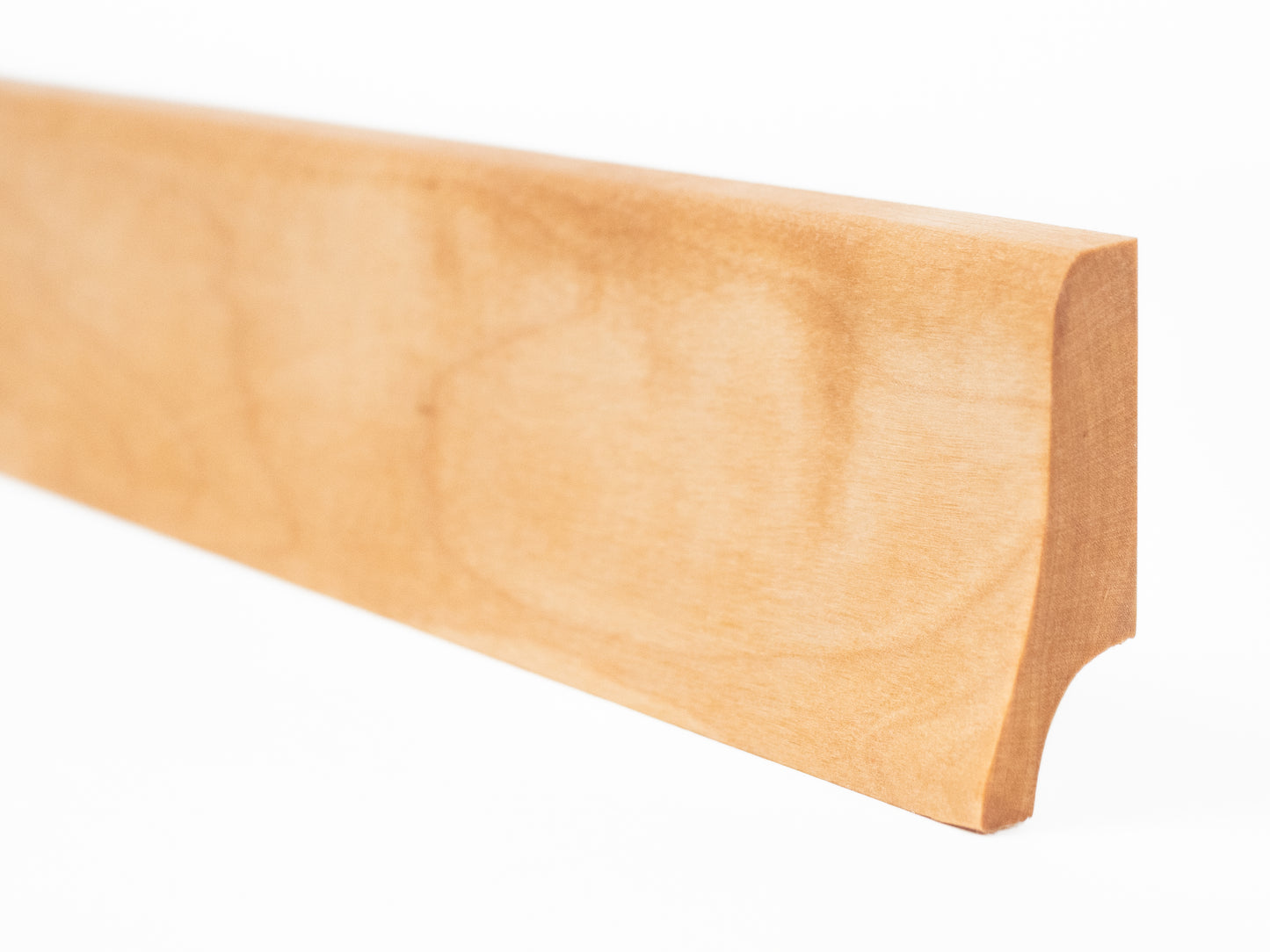 Grīdlīstes Bērzs A/B 20x52mm Lakots (matēts) 1,5-2,5m Izliekts