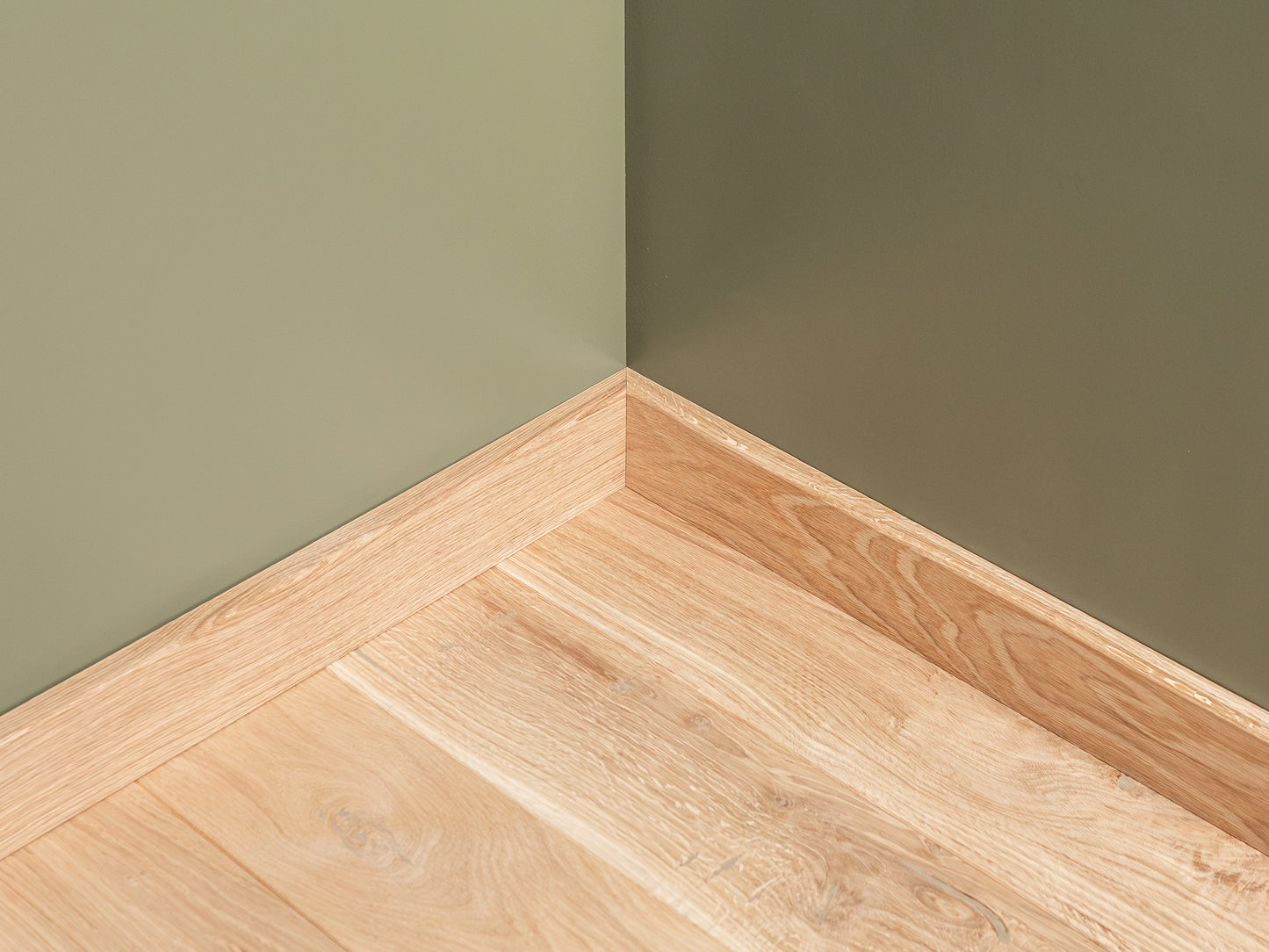 Grīdlīste Ozols A/B 18x70mm neapstrādāta 0,8-1,8m ar rādiusu 5mm