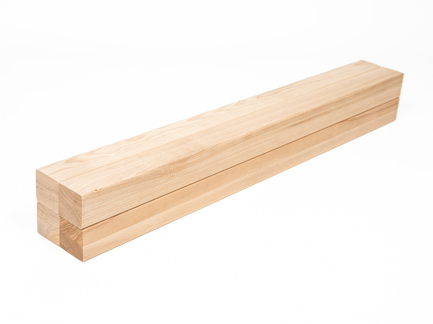 Līmētās oša koka brusas A/B 50x50 mm eļļots ar cietā vaska eļļu tonī Dabīgi balts