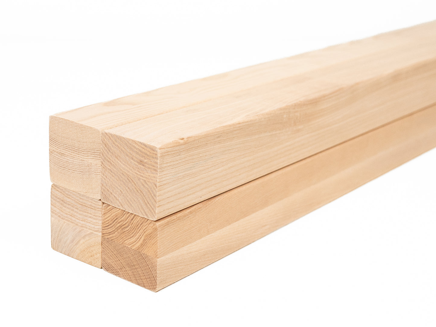 Līmētās oša koka brusas A/B 50x50 mm eļļots ar cietā vaska eļļu tonī Dabīgi balts