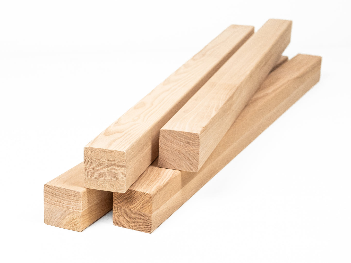 Līmētās oša koka brusas A/B 50x50 mm bez virsmas apstrādes