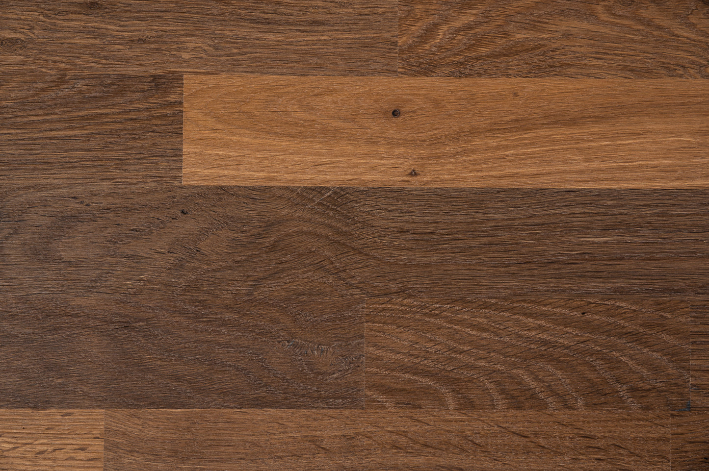 Plaukts, trepju pakāpiens, pretpakāpiens, palodze, Kūpināts Ozols, Rustic, audzētas lameles, 20 mm, eļļots ar cietā vaska eļļu tonī Dabīgi balts