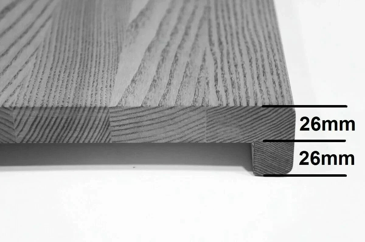 Trepju pakāpiens, palodze, Ozols A/B, audzētas lamellas, 26 mm, Birstēts, Krāsots Balts (RAL9010)