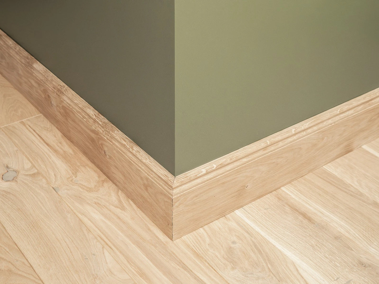 Solid Skirting Board Oak Rustic 20x110mm Hard wax oil Natural white 1,5-2,5m Hamburg Profile