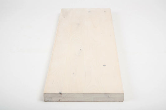 Plaukts, trepju pakāpiens, pretpakāpieni, palodze Bērzs Rustic, pilnas lameles, 40 mm, 2 slāņu, Eļļots, tonis Kaļķa balts