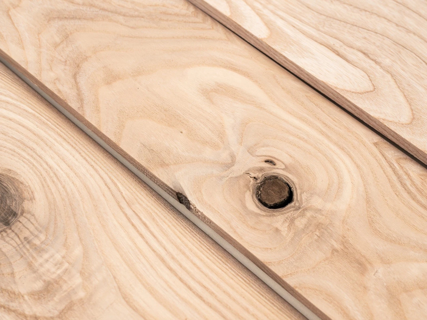 Grīdlīste Osis Rustic 24x80mm eļļots ar cietā vaska eļļu tonī Dabīgi balts 2000 mm ar rādiusu 20mm