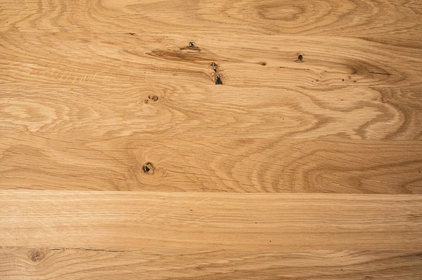 Trepju pakāpiens, palodze, Ozols Rustic, pilnas lameles, 26 mm, eļļots ar cietā vaska eļļu tonī Dabīgi balts