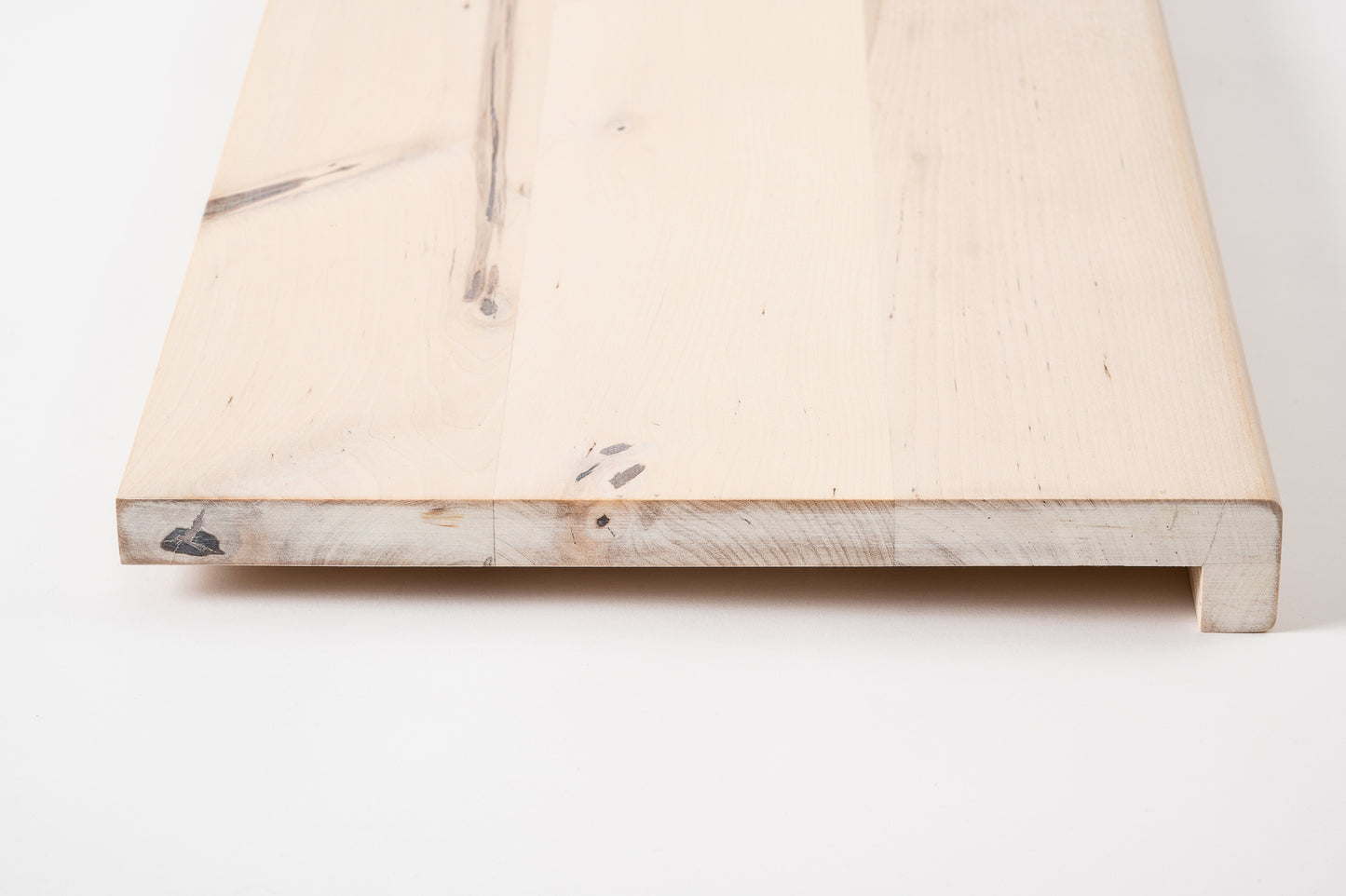 Stair tread Windowsill with overhang Birch Rustic, full stave lamellas, 20 mm, Chalked white oil