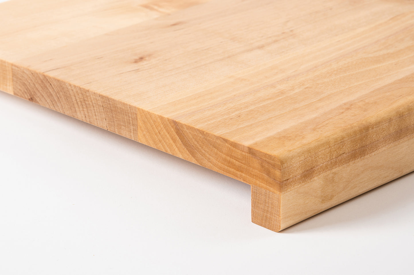 Trepju pakāpiens, palodze, Bērzs Rustic, pilnas lameles, 20 mm, Lakots (matēts)