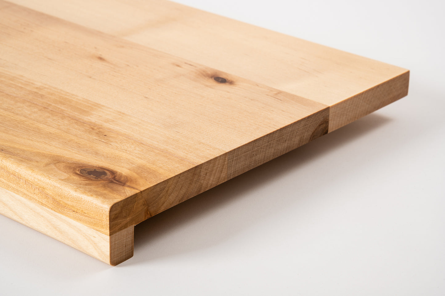 Trepju pakāpiens, palodze, Bērzs Rustic, pilnas lameles, 20 mm, Lakots (matēts)