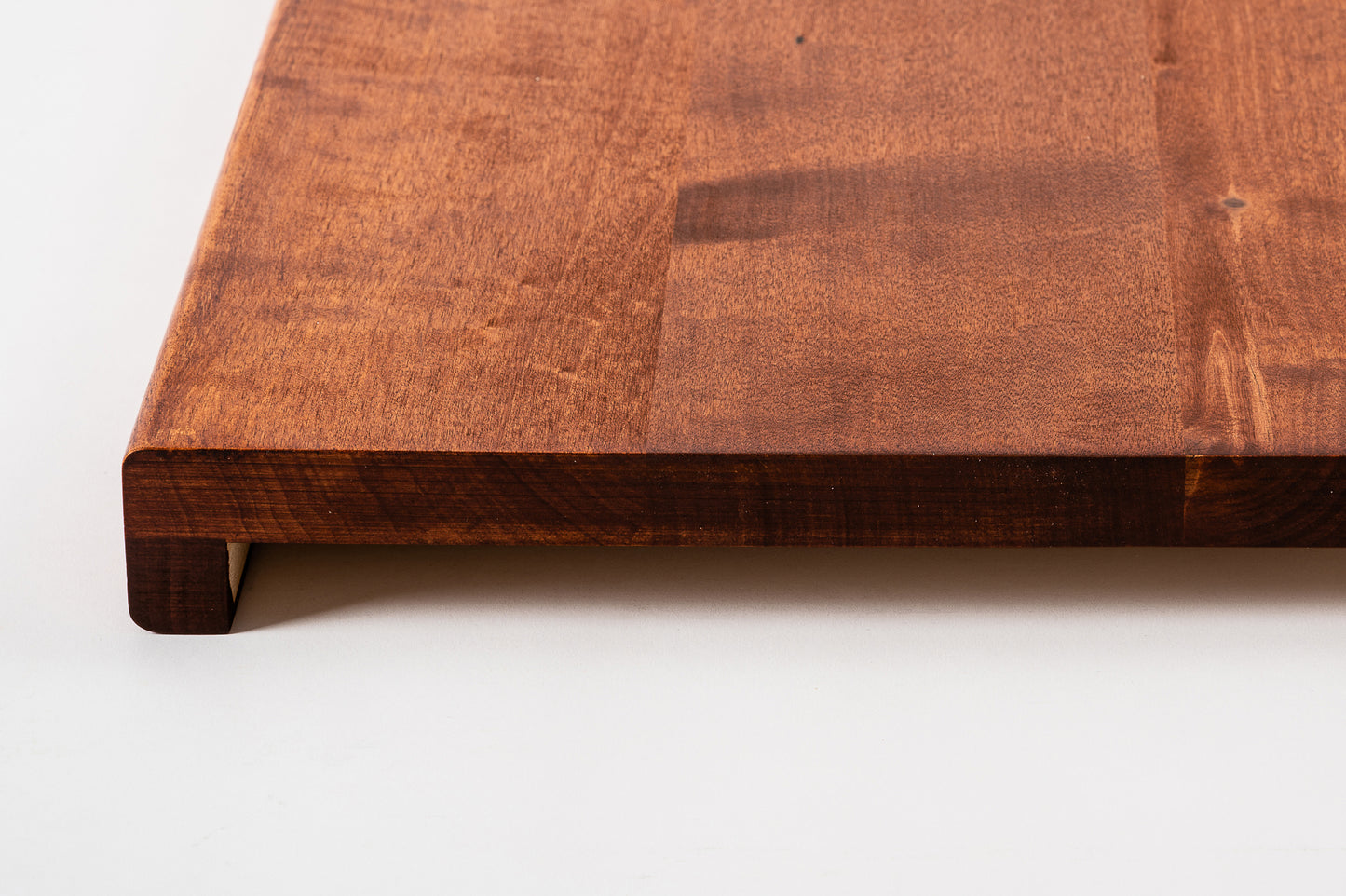 Trepju pakāpiens, palodze, Bērzs Rustic, pilnas lameles, 20 mm, eļļots tonī Ķirsis