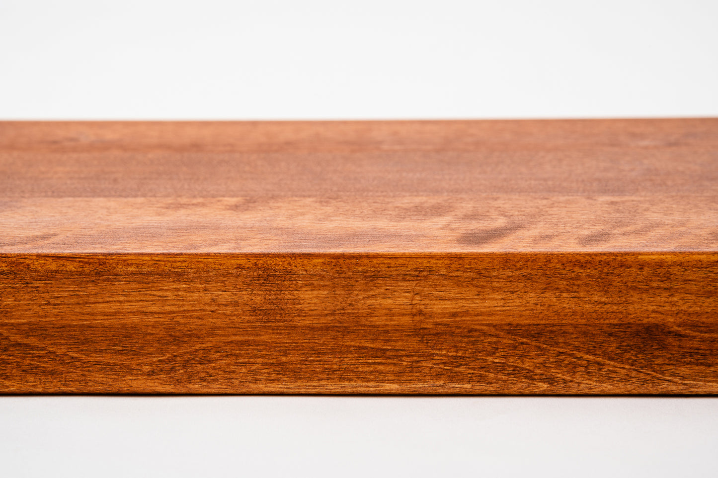 Trepju pakāpiens, palodze, Bērzs Rustic, pilnas lameles, 20 mm, eļļots tonī Ķirsis