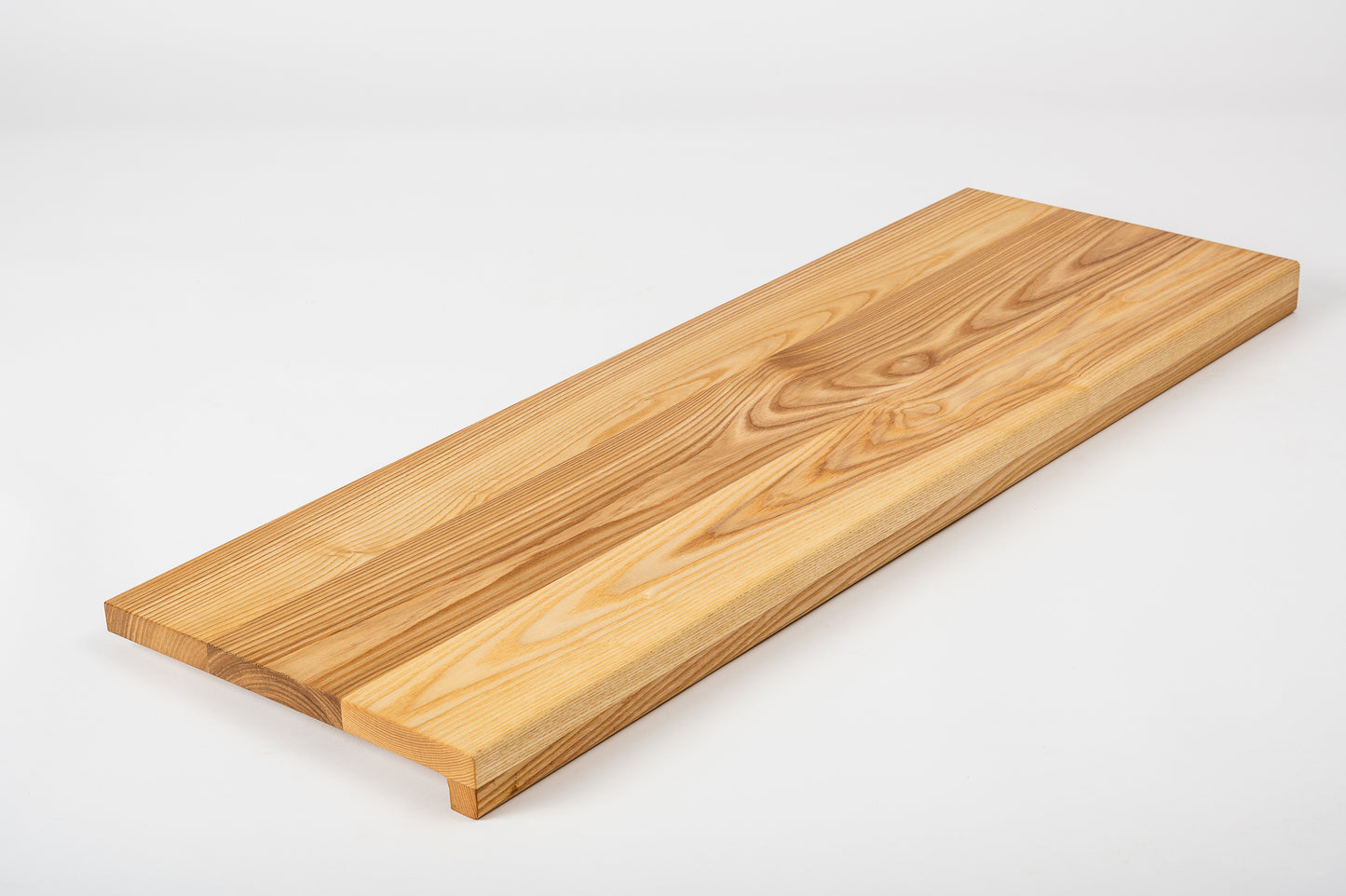 Stair tread Windowsill with overhang Ash A/B, full stave lamellas, 20 mm, Natural oil