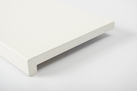 Trepju pakāpiens, palodze, Bērzs Rustic, pilnas lameles, 20 mm, Krāsots Balts (RAL9010)