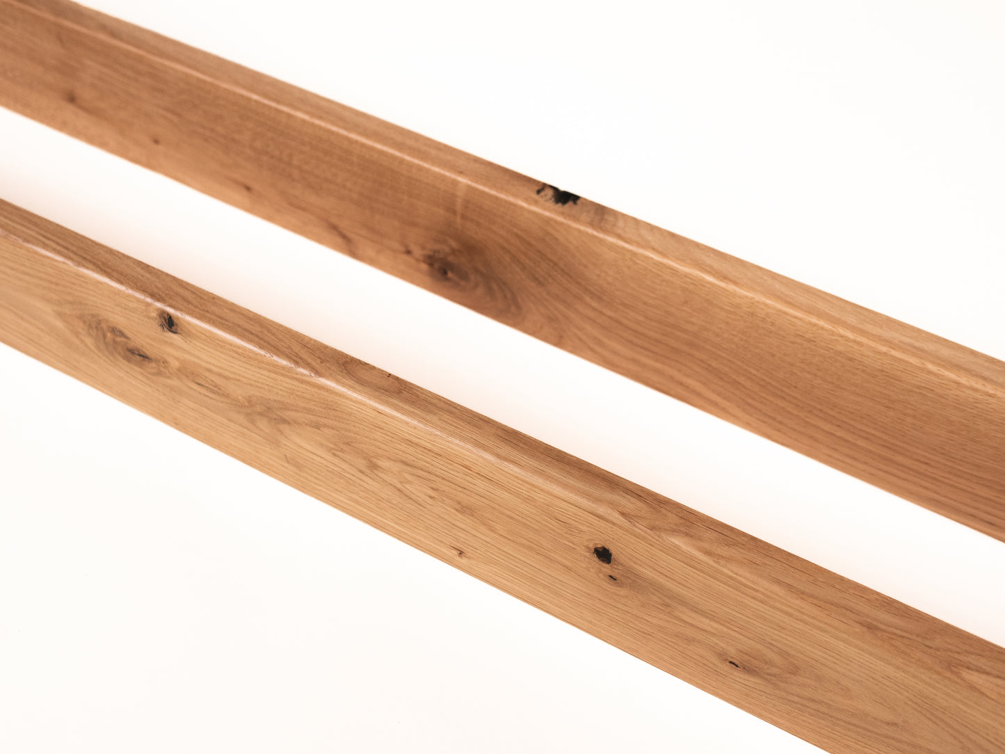 Grīdlīste Ozols Rustic, 18x70x2000mm ar rādiusu, Lakots (matēts), špaktelēta