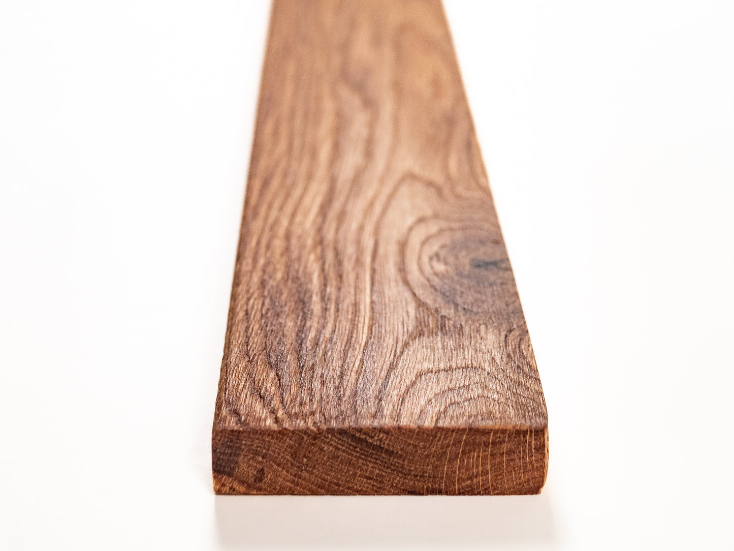 Grīdlīste Ozols Rustic, 18x70x2000mm ar rādiusu, Lakots (matēts), špaktelēta, birstēts