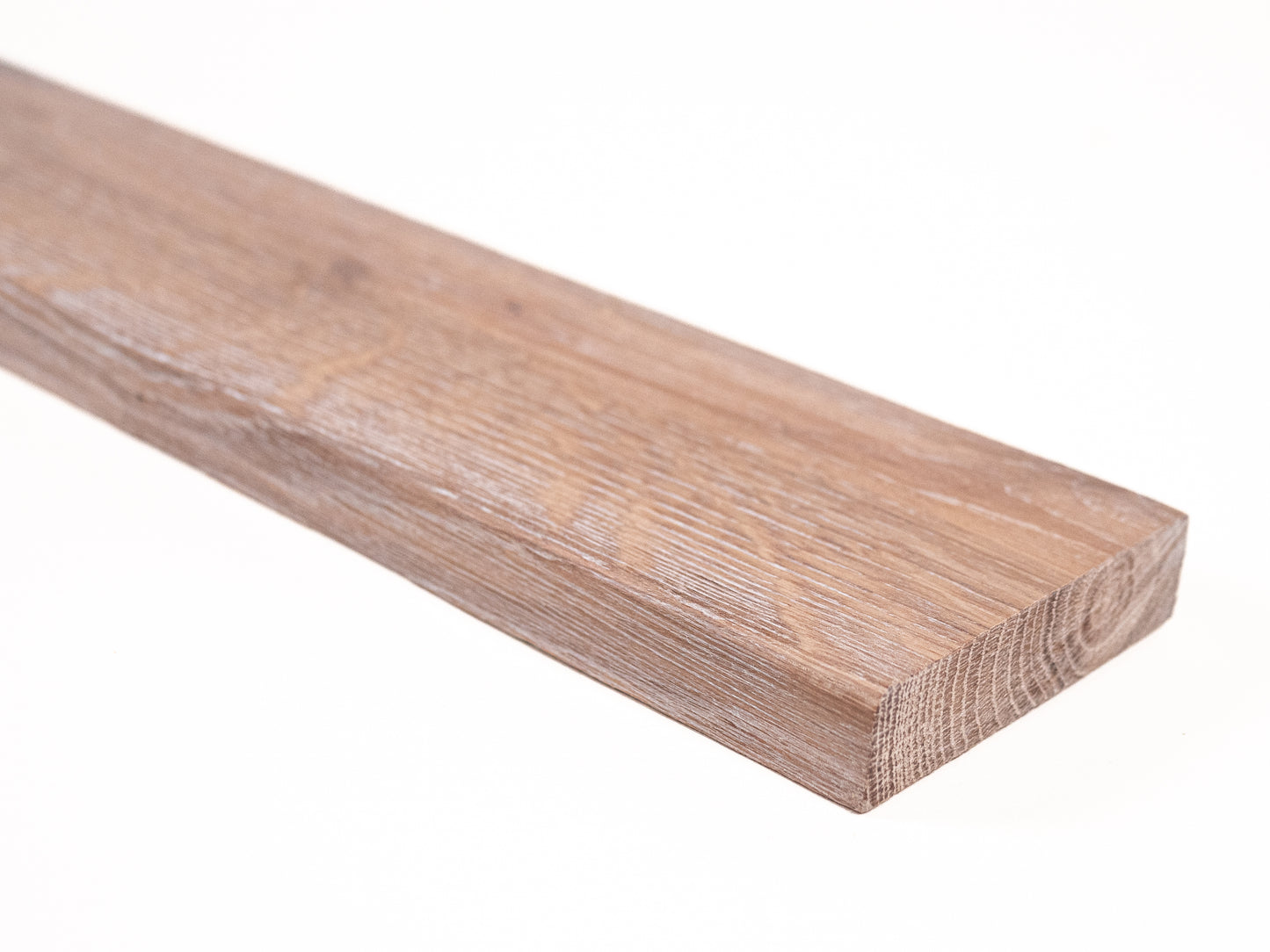 Grīdlīste Ozols Rustic, 18x70x2000mm ar rādiusu, Kaļķots balti eļļots, špaktelēta, birstēts