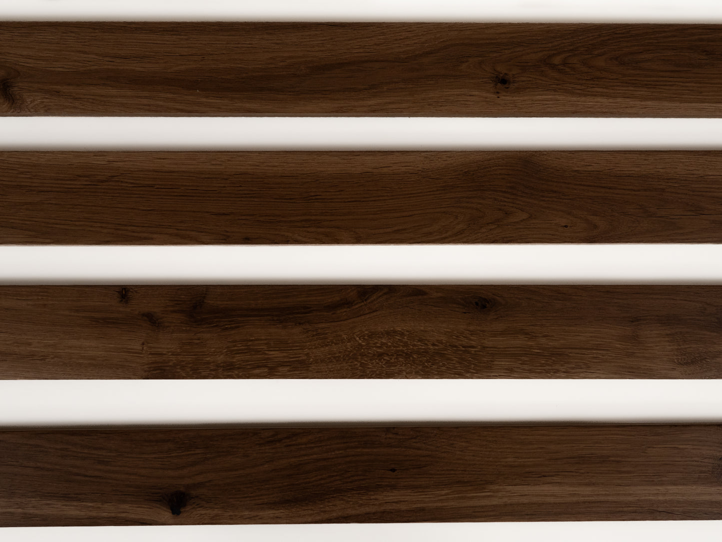 Grīdlīste Kūpināts Ozols Rustic, 18x70x2000mm ar rādiusu, Lakots (matēts), špaktelēta