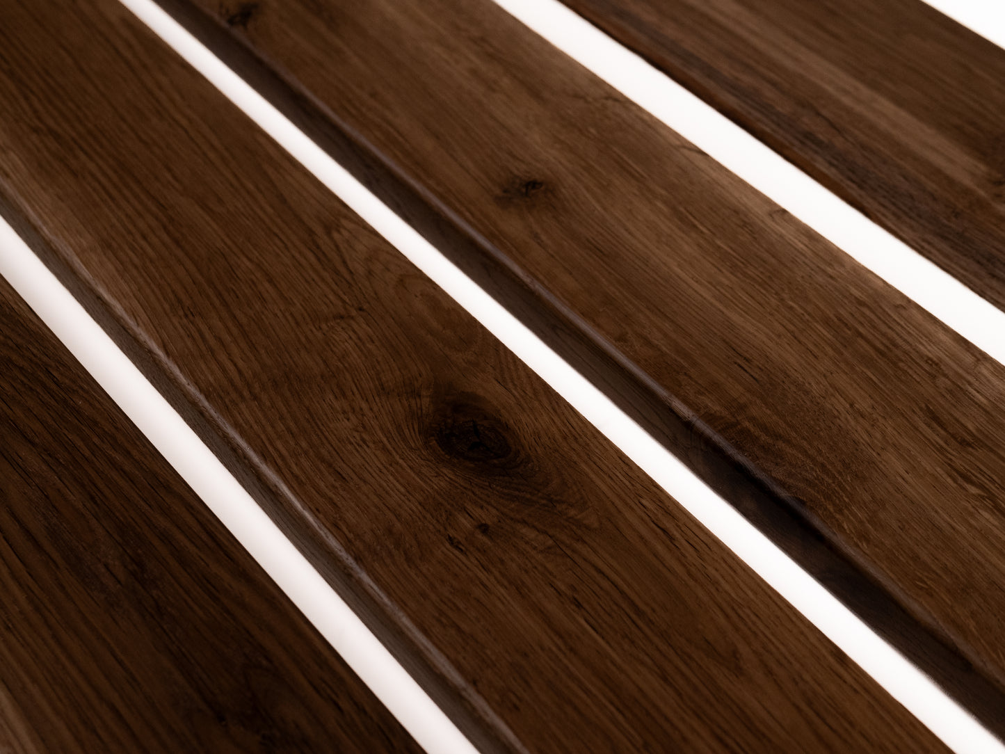 Grīdlīste Kūpināts Ozols Rustic, 18x70x2000mm ar rādiusu, Lakots (matēts), špaktelēta