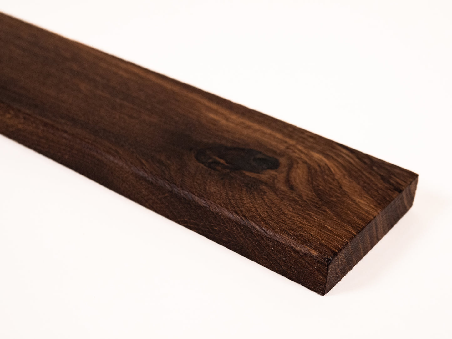 Grīdlīste Kūpināts Ozols Rustic, 18x70x2000mm ar rādiusu, Dabīgi eļļots, špaktelēta, birstēts