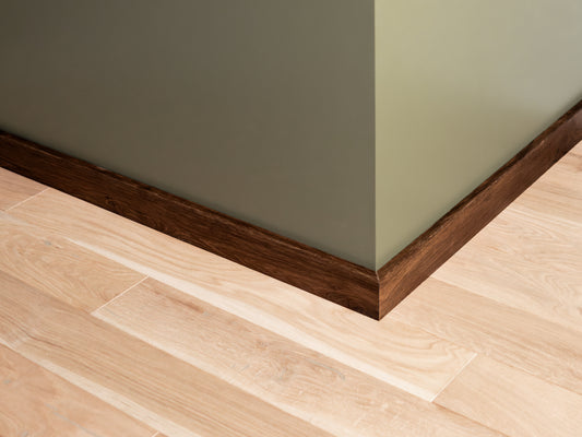 Grīdlīste Kūpināts Ozols Rustic, 18x70x2000mm ar rādiusu, Lakots (matēts), špaktelēta, birstēts