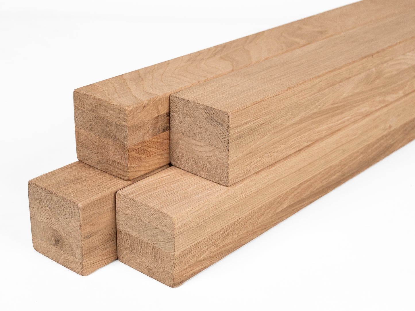 Līmētās ozola koka brusas A/B 70x70 mm bez virsmas apstrādes