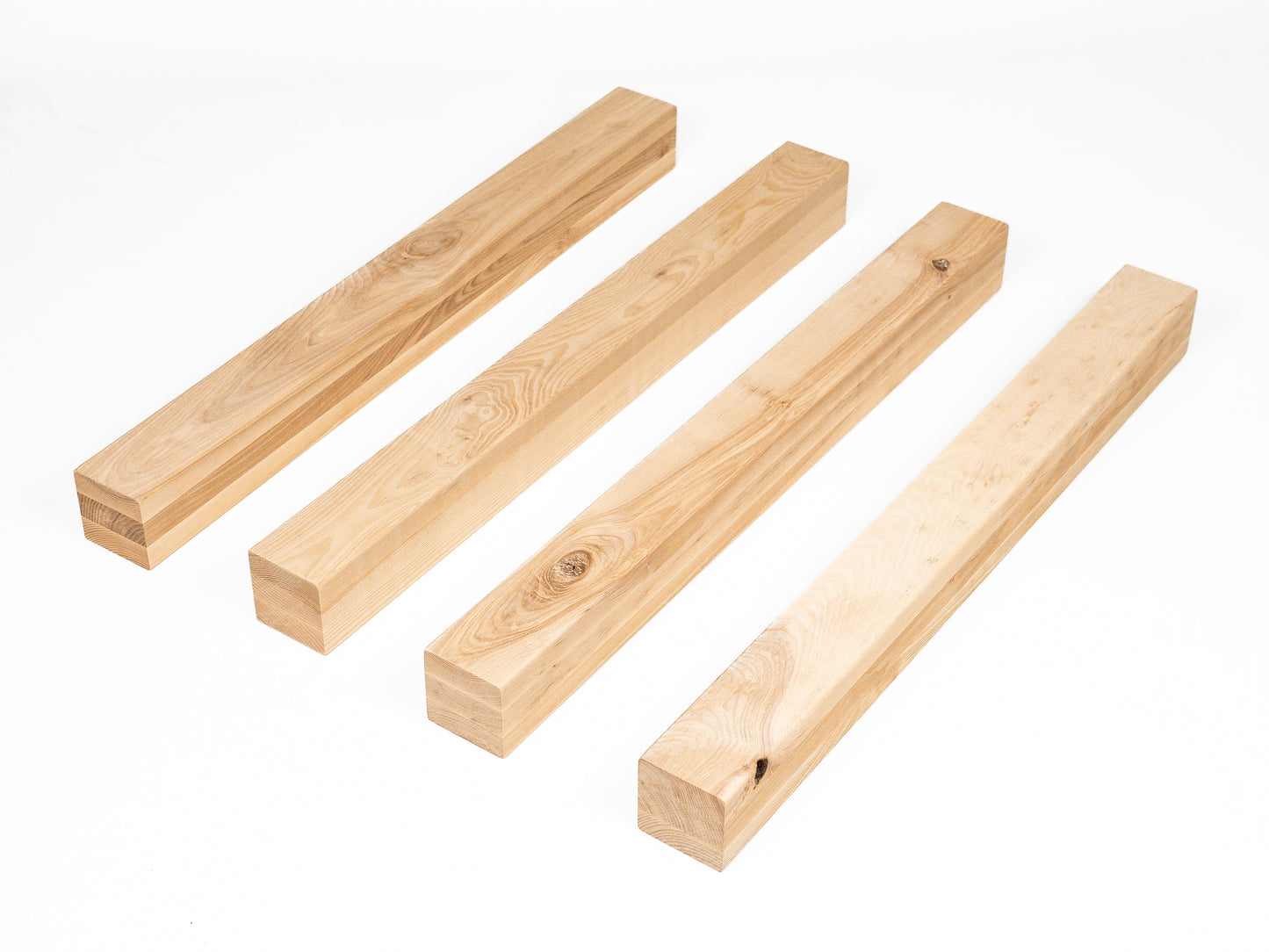 Līmētās oša koka brusas Rustic 70x70 mm eļļots ar cietā vaska eļļu tonī Dabīgi balts
