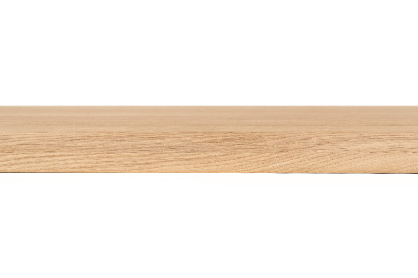 Trepju pakāpiens, palodze ar platu pārkari (5 cm dziļu), Ozols A/B, pilnas lameles, 20 mm, bez virsmas apstrādes, ar noapaļotiem stūriem (rādiuss 20 mm)