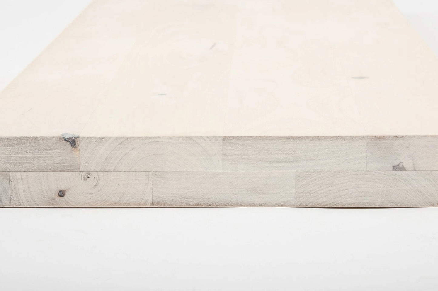 Plaukts, trepju pakāpiens, pretpakāpieni, palodze Bērzs Rustic, pilnas lameles,  40 mm, 2 slāņu, Eļļots, tonis Kaļķa balts