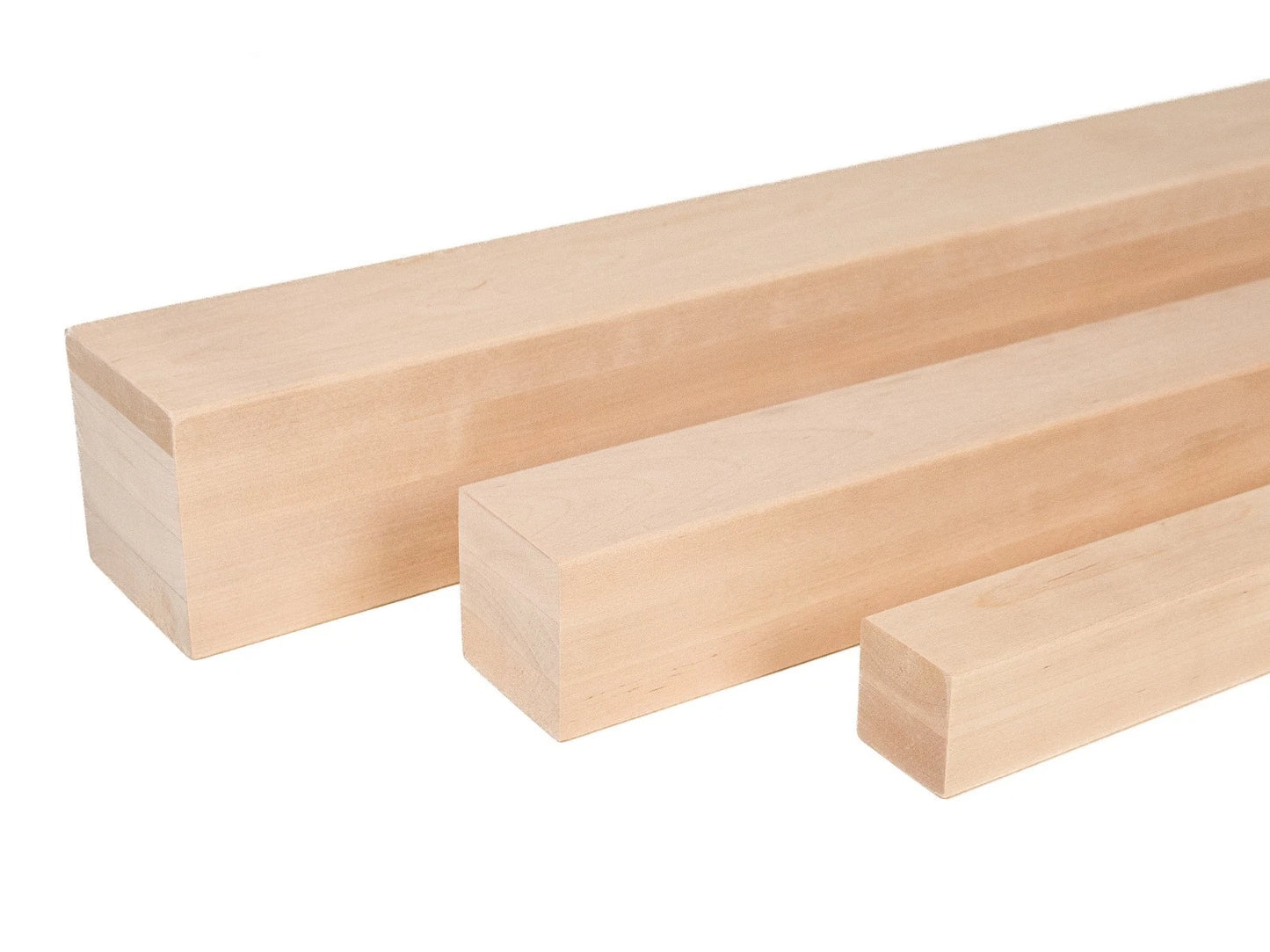 Līmētās bērza koka brusas A/B 100x100 mm bez virsmas apstrādes