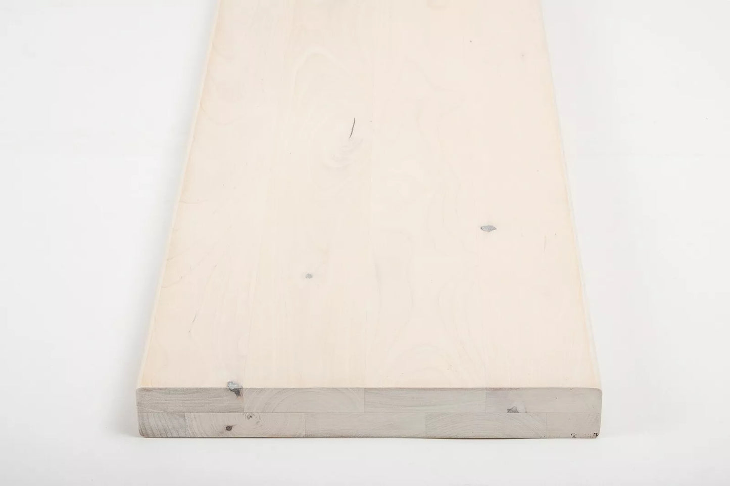 Plaukts, trepju pakāpiens, pretpakāpieni, palodze Bērzs Rustic, pilnas lameles,  40 mm, 2 slāņu, Eļļots, tonis Kaļķa balts