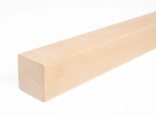 Līmētās bērza koka brusas A/B 50x50 mm eļļots ar cietā vaska eļļu tonī Dabīgi balts