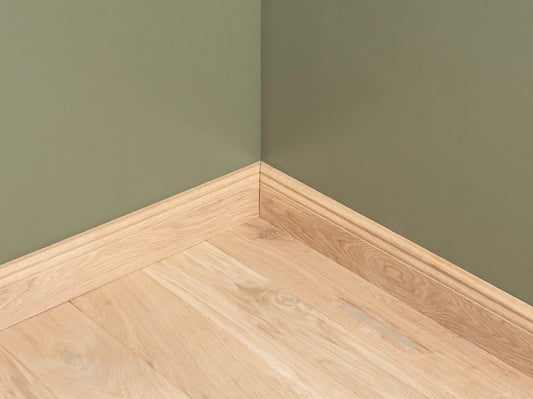 Grīdlīstes Ozols A/B 20x90mm eļļots ar cietā vaska eļļu tonī Dabīgi balts 1,5-2,5m Hamburgas profils