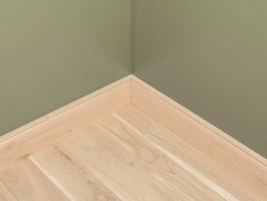 Grīdlīstes Ozols A/B 20x110mm eļļots ar cietā vaska eļļu tonī Dabīgi balts 1,5-2,5m Hamburgas profils