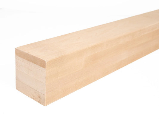 Līmētās bērza koka brusas A/B 100x100 mm eļļots ar cietā vaska eļļu tonī Dabīgi balts