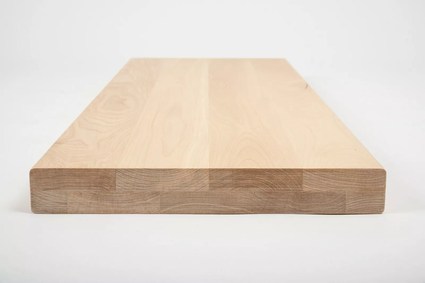 Plaukts, trepju pakāpiens, pretpakāpieni, palodze Bērzs A/B, pilnas lameles,  40 mm, 2 slāņu, Eļļots ar cietā vaska eļļu, tonis Dabīgi balts