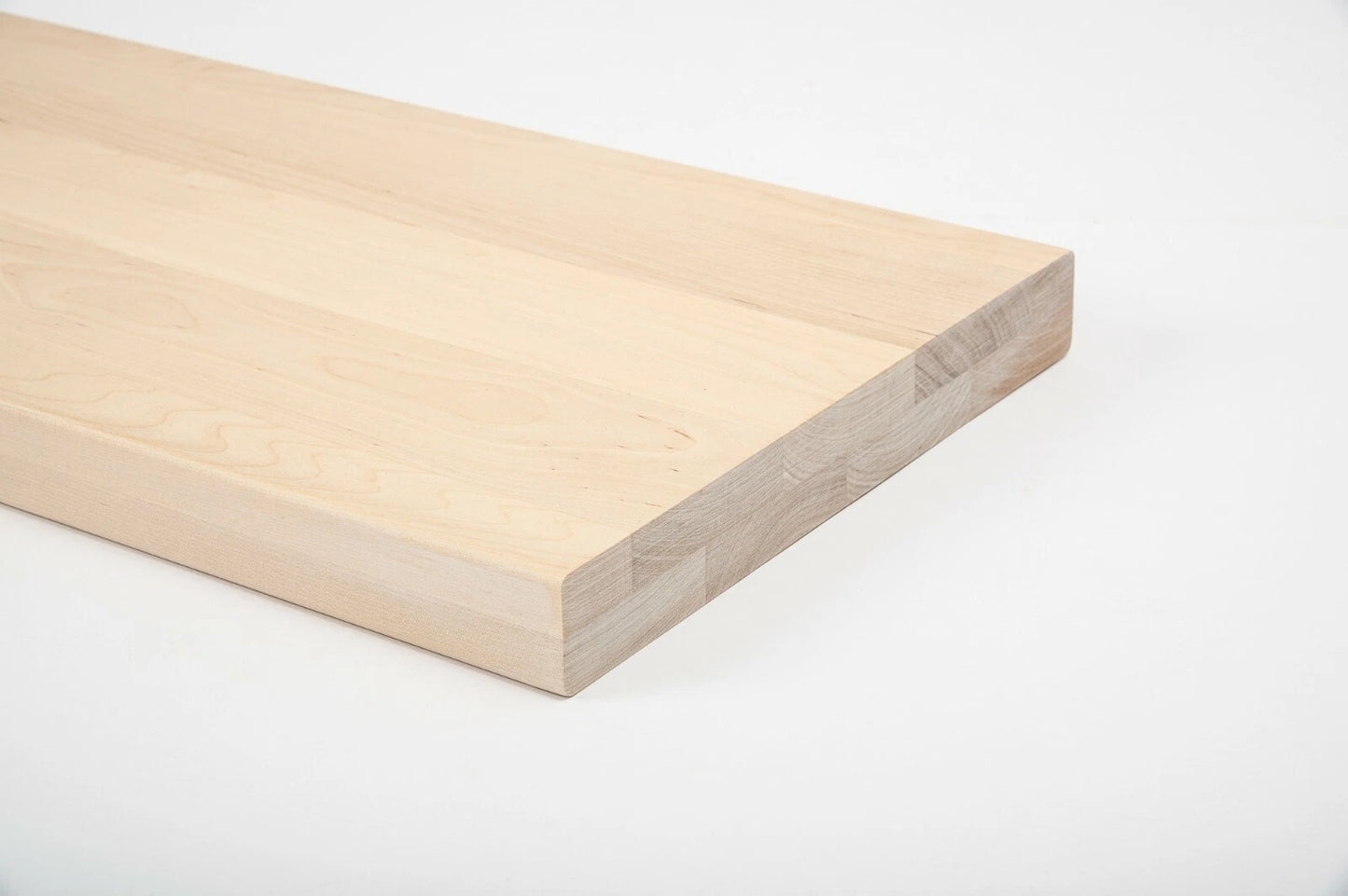 Plaukts, trepju pakāpiens, pretpakāpieni, palodze Bērzs A/B, pilnas lameles,  40 mm, 2 slāņu, Eļļots, tonis Balts