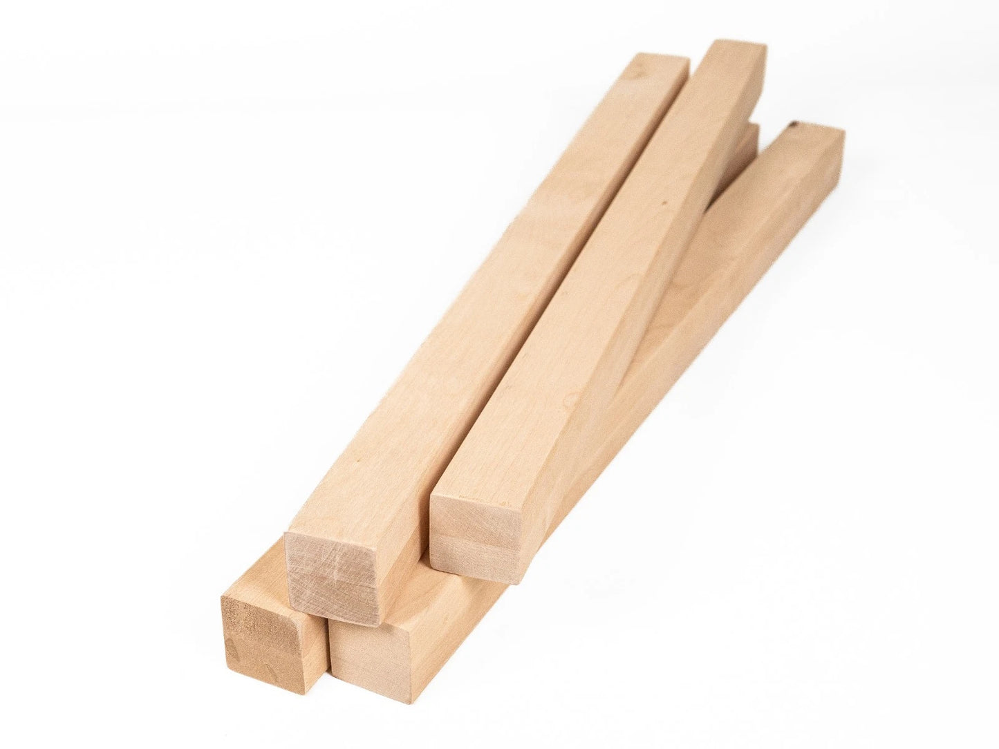Līmētās bērza koka brusas A/B 50x50 mm eļļots ar cietā vaska eļļu tonī Dabīgi balts