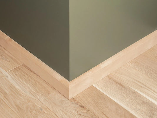 Grīdlīste Bērzs A/B 24x80mm eļļots ar cietā vaska eļļu tonī Dabīgi balts 2000 mm ar rādiusu 20mm