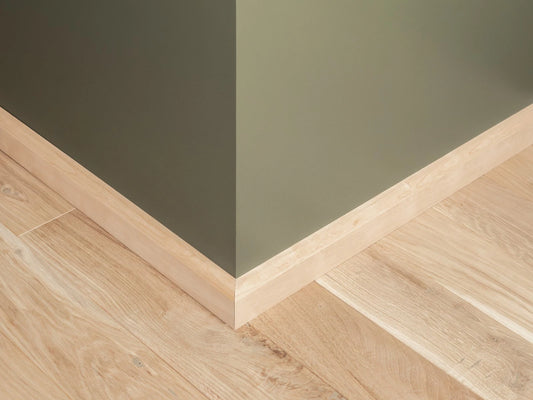 Grīdlīste Bērzs A/B 24x60mm eļļots ar cietā vaska eļļu tonī Dabīgi balts 2000 mm ar rādiusu 20mm