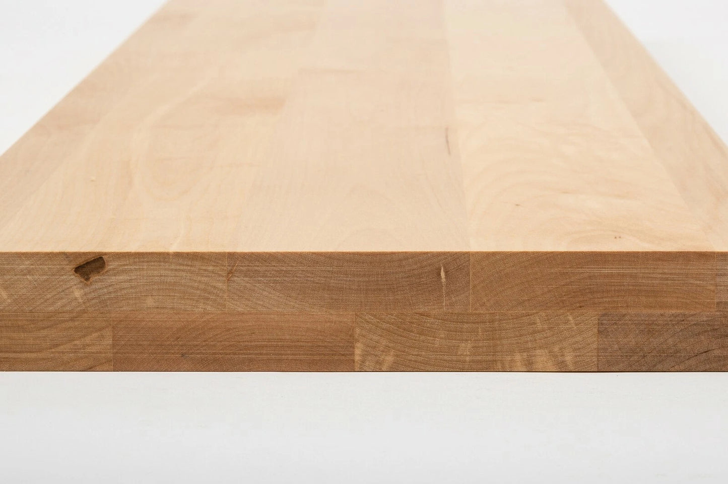 Plaukts, trepju pakāpiens, pretpakāpieni, palodze Bērzs A/B, pilnas lameles,  40 mm, 2 slāņu, Lakots (matēts)