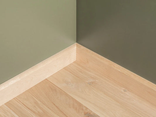 Grīdlīste Bērzs A/B 24x100mm eļļots ar cietā vaska eļļu tonī Dabīgi balts 2000 mm ar rādiusu 20mm